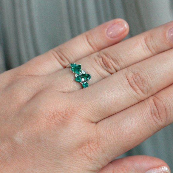 Natural Alexandrite Diamond 18k White Gold Ring - Picture 5 of 6